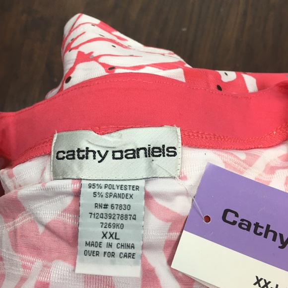 Beautiful Cathy Daniels 3/4 Sleeve Top - Picture 3 of 5